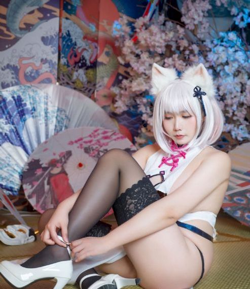 日韩操B视频在线观看_BD英语电影完整版