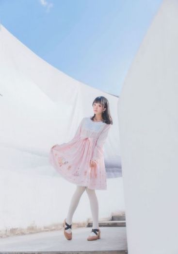 扒掉美女衣服揉她内内游戏_免费高清在线观看