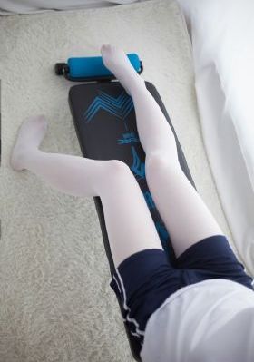 男人边吃奶边摸下边视频_1080P免费电视剧