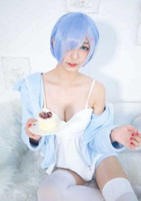 天天摸天天干天天操_全集电影手机在线观看